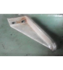 Hercus 9b-9c cover locking bracket----part No.106b