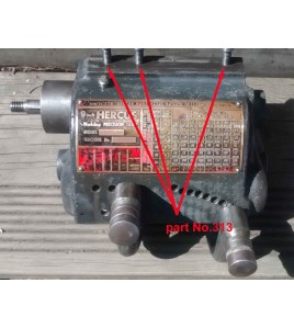 Hercus leadscrew gearbox and bearing screw--part No.93a, 313