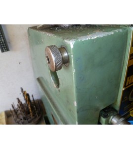 Hercus knurled cover knob__part No.650